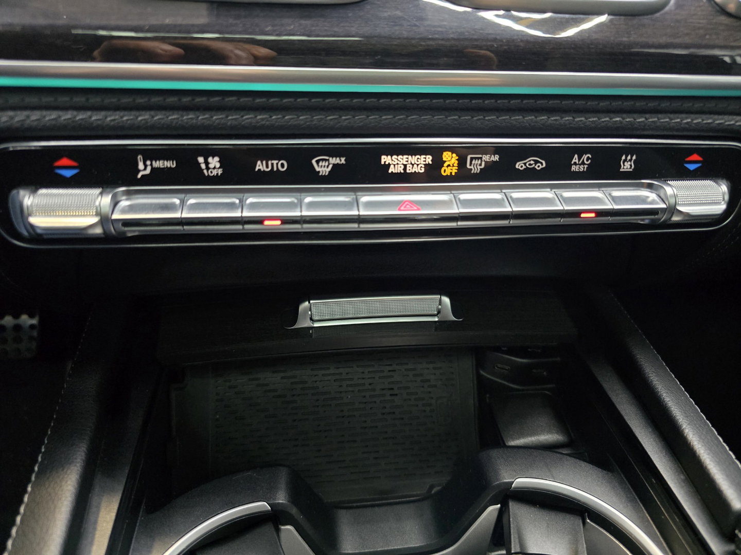 Mercedes-Benz GLE 350 e 4MATIC Premium Plus Luchtvering LED Memory Leder Pano Trekhaak LM