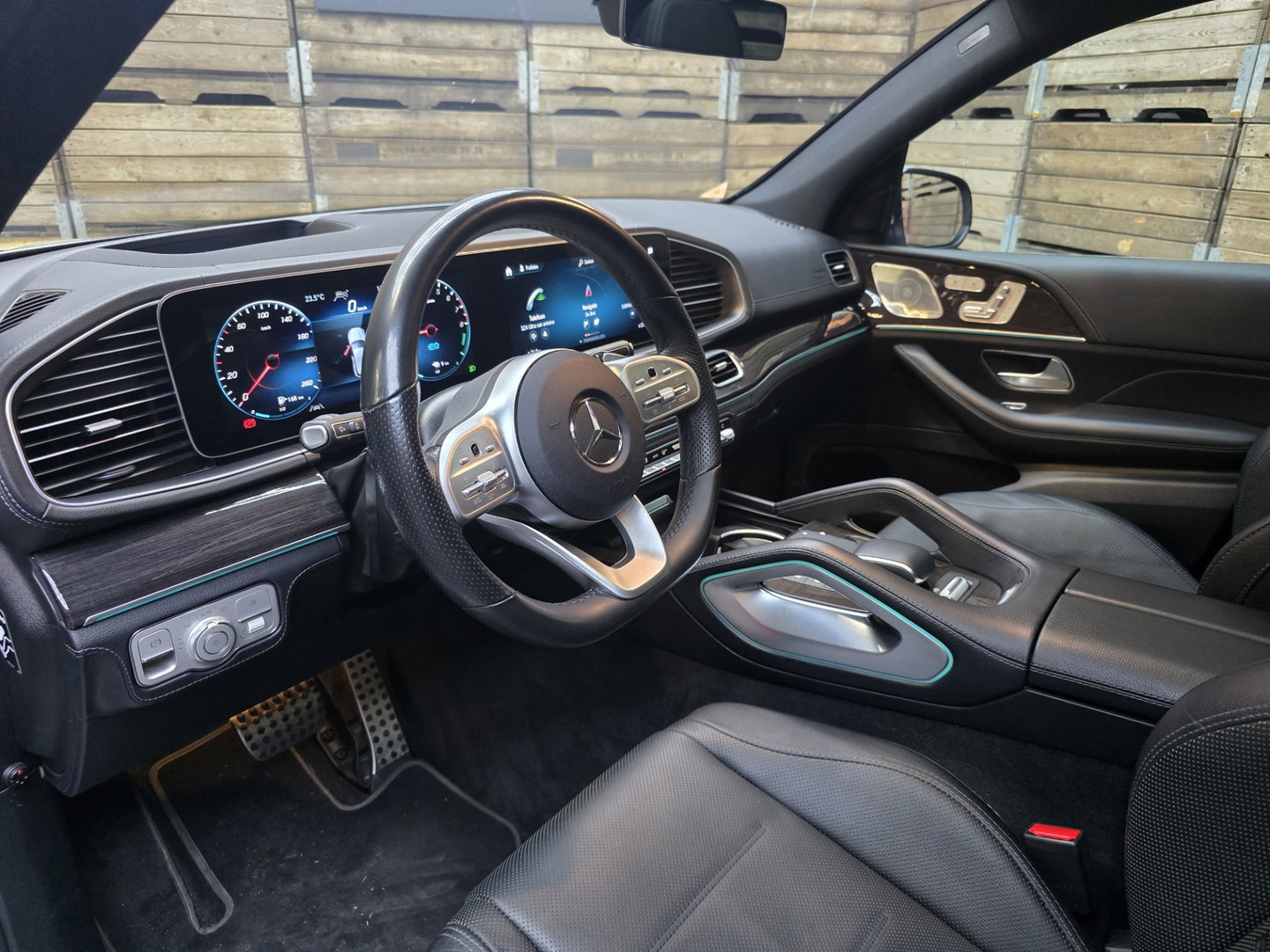 Mercedes-Benz GLE 350 e 4MATIC Premium Plus Luchtvering LED Memory Leder Pano Trekhaak LM
