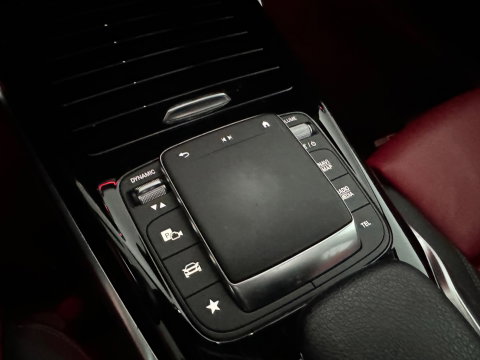 Mercedes-Benz A-Klasse AMG 35 4MATIC Edition 1 Pano|360c|ACC|BlindSpot