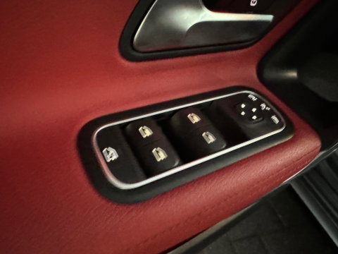 Mercedes-Benz A-Klasse AMG 35 4MATIC Edition 1 Pano|360c|ACC|BlindSpot