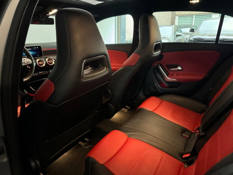 Mercedes-Benz A-Klasse AMG 35 4MATIC Edition 1 Pano|360c|ACC|BlindSpot
