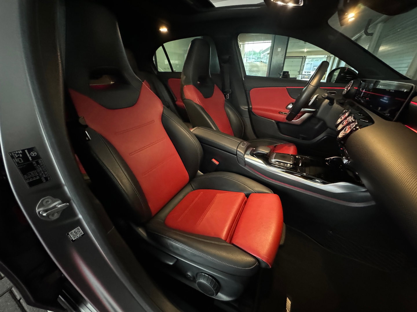 Mercedes-Benz A-Klasse AMG 35 4MATIC Edition 1 Pano|360c|ACC|BlindSpot