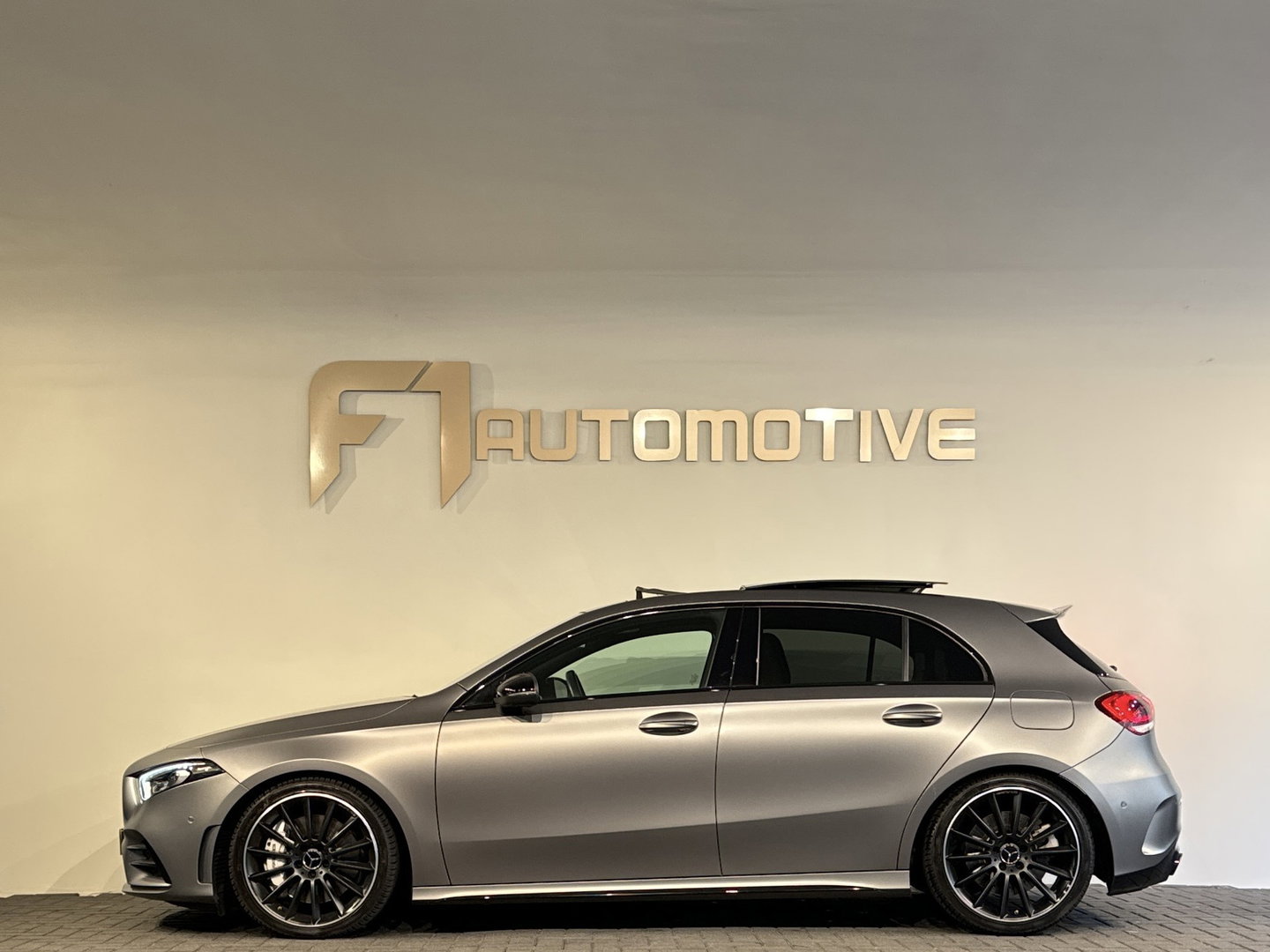 Mercedes-Benz A-Klasse AMG 35 4MATIC Edition 1 Pano|360c|ACC|BlindSpot