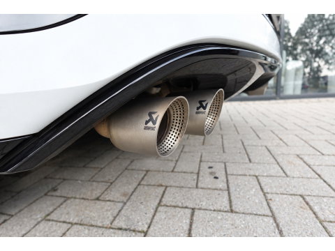 Volkswagen T-Roc 2.0 TSI 4Motion R AKRAPOVIC PANO KEYLESS VOL