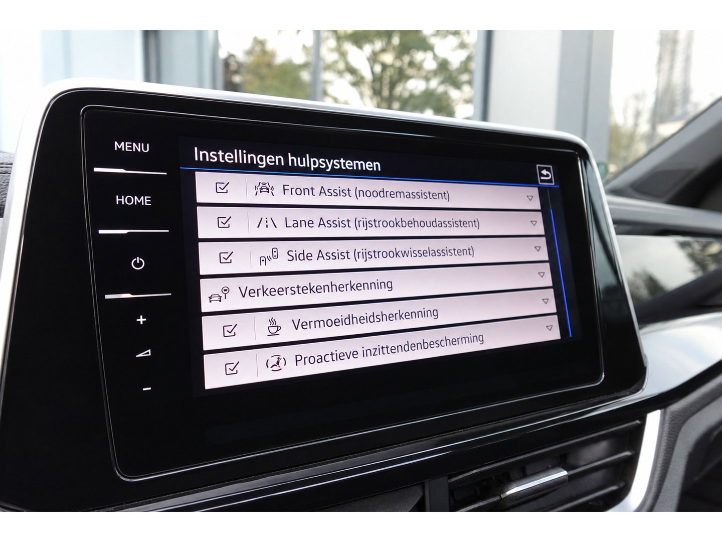Volkswagen T-Roc 2.0 TSI 4Motion R AKRAPOVIC PANO KEYLESS VOL