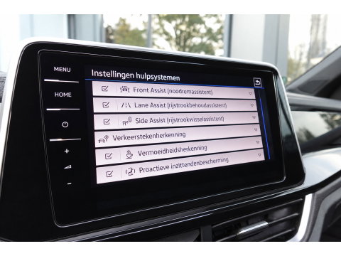 Volkswagen T-Roc 2.0 TSI 4Motion R AKRAPOVIC PANO KEYLESS VOL