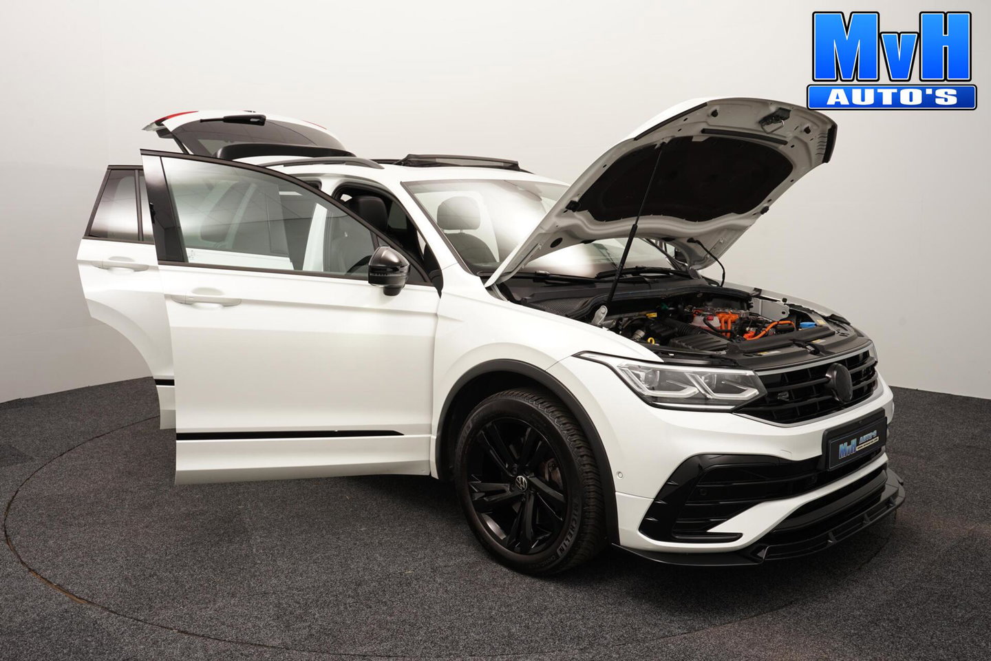 Volkswagen Tiguan 1.4 TSI PHEV R-Line|CUSTOM|PANO|SOH.98.6%
