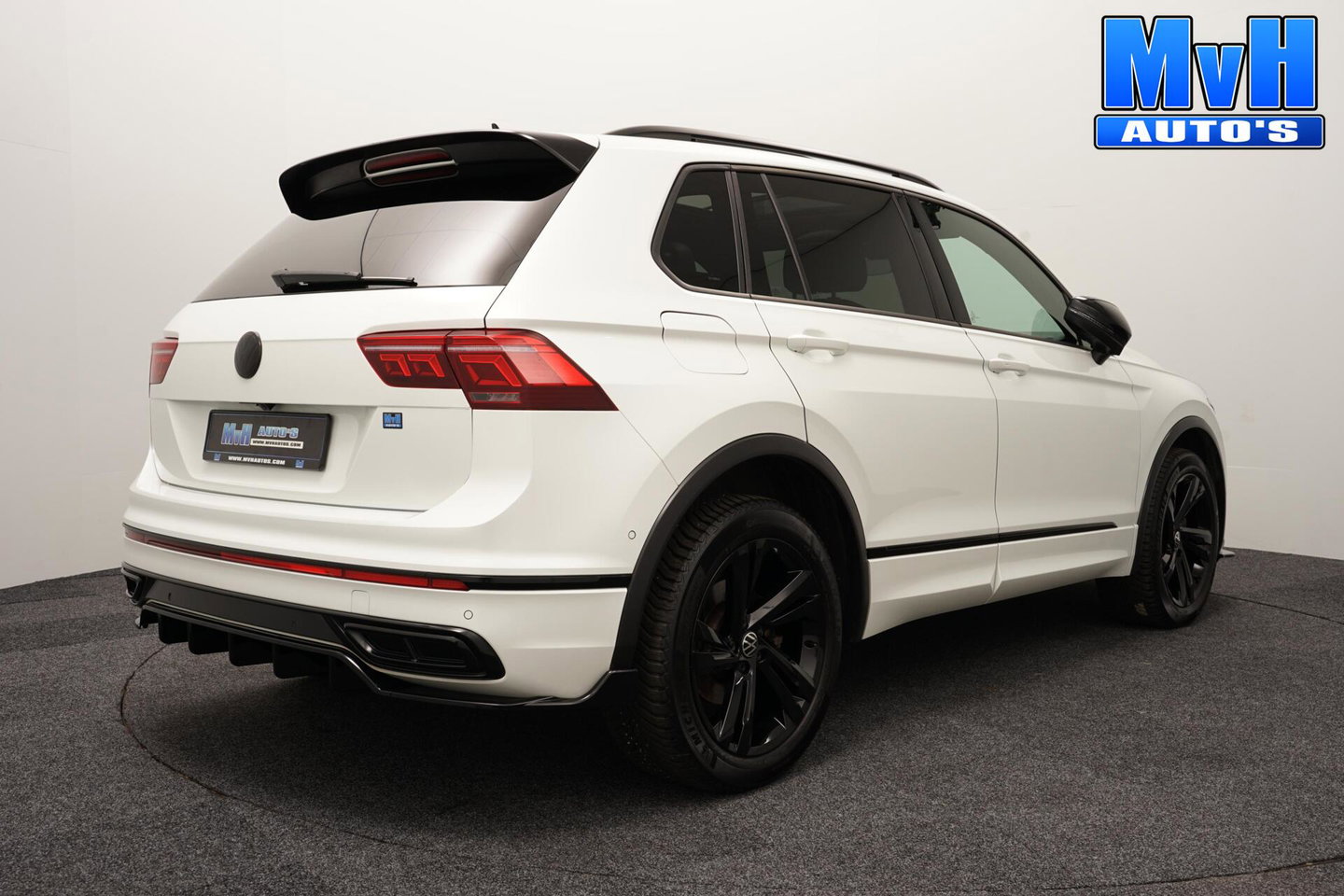 Volkswagen Tiguan 1.4 TSI PHEV R-Line|CUSTOM|PANO|SOH.98.6%
