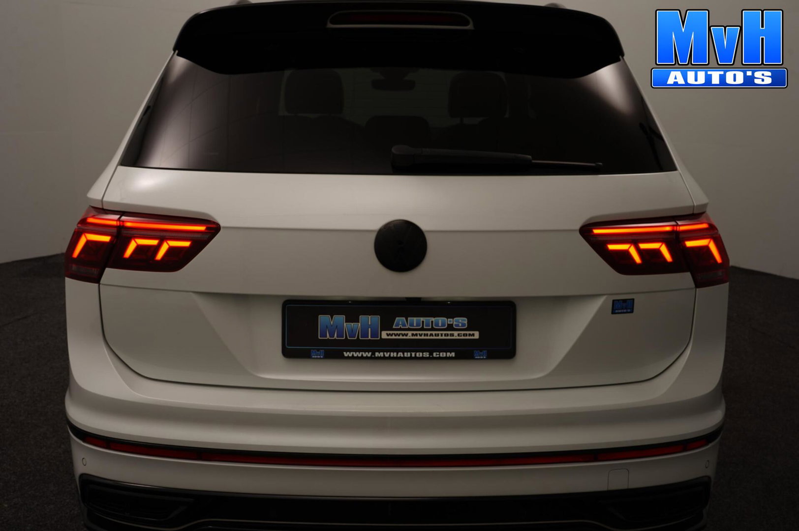 Volkswagen Tiguan 1.4 TSI PHEV R-Line|CUSTOM|PANO|SOH.98.6%