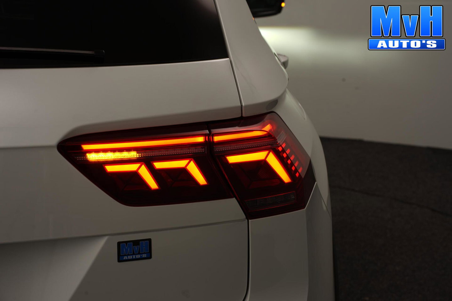 Volkswagen Tiguan 1.4 TSI PHEV R-Line|CUSTOM|PANO|SOH.98.6%