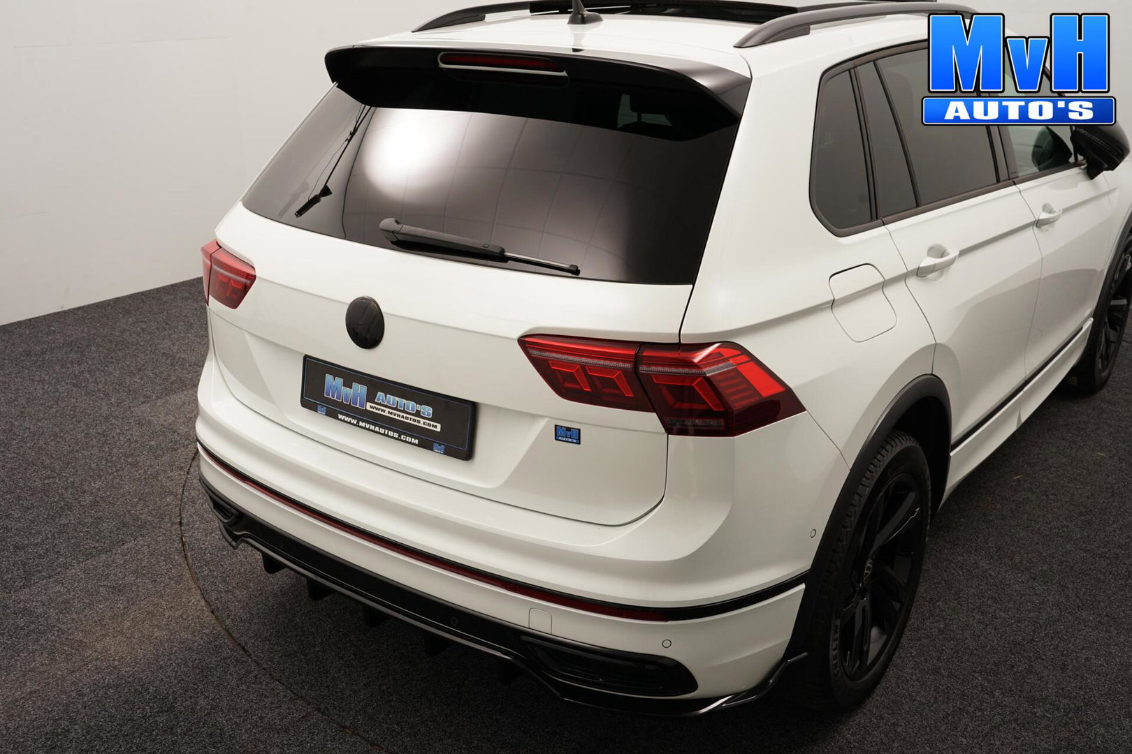Volkswagen Tiguan 1.4 TSI PHEV R-Line|CUSTOM|PANO|SOH.98.6%