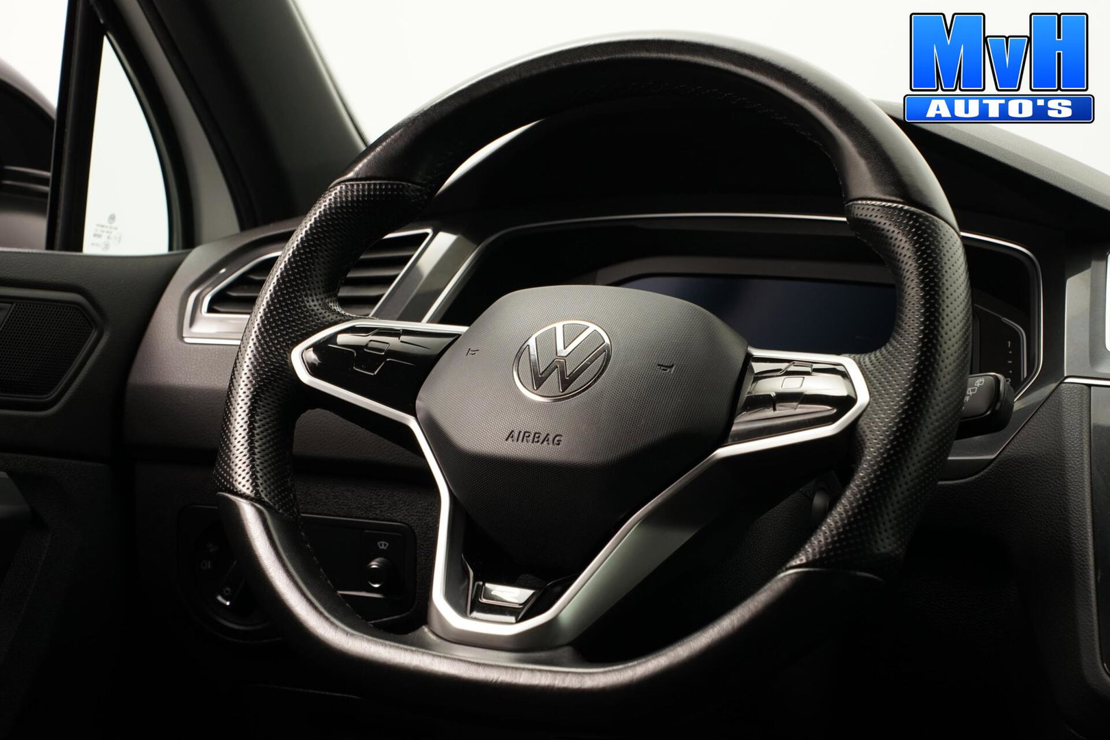 Volkswagen Tiguan 1.4 TSI PHEV R-Line|CUSTOM|PANO|SOH.98.6%