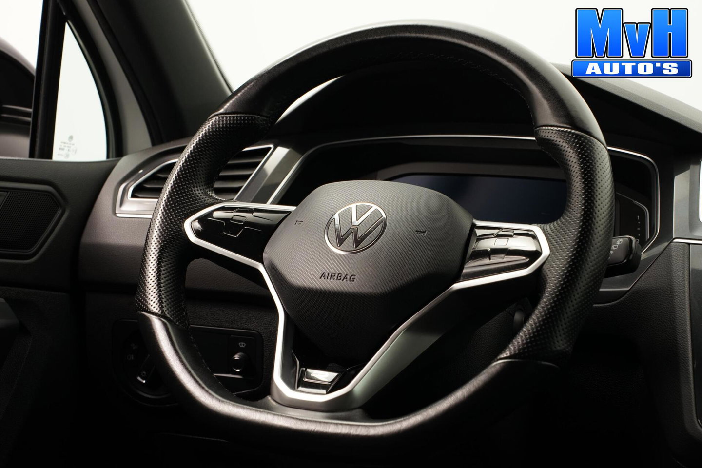 Volkswagen Tiguan 1.4 TSI PHEV R-Line|CUSTOM|PANO|SOH.98.6%