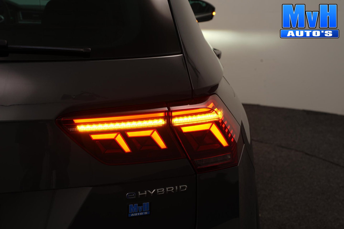 Volkswagen Tiguan 1.4 TSI PHEV R-Line|PANO|STOEL/STUUR.VERW