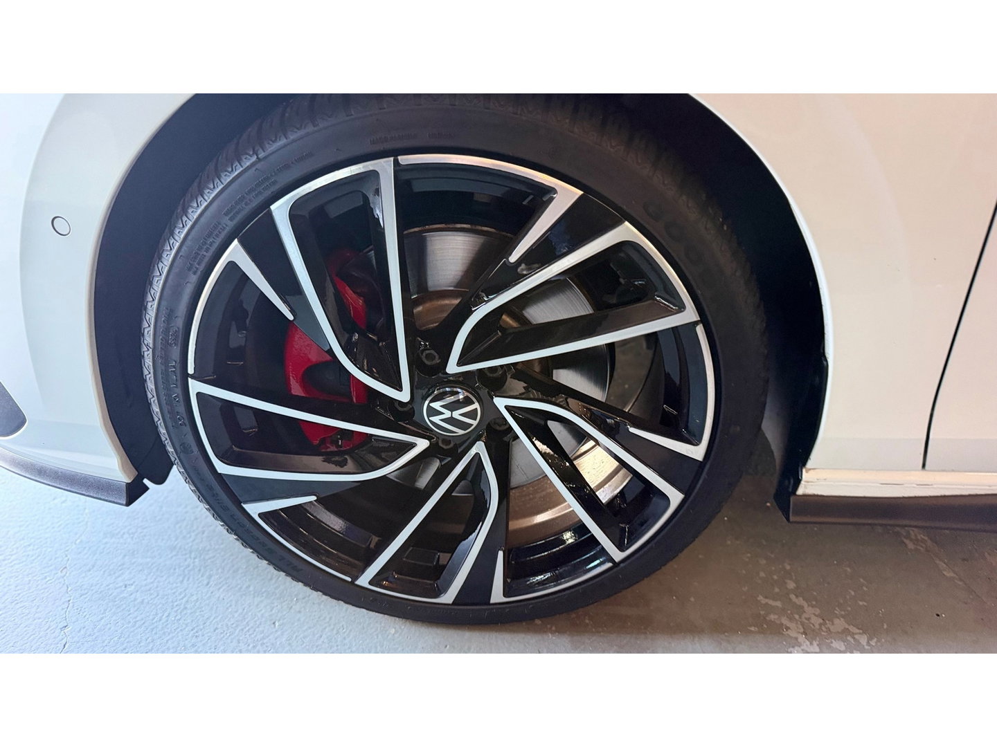 Volkswagen Golf 2.0 TSI GTI 245Pk Panoramadak Sportstoelen Leer Led-Xenon Camera