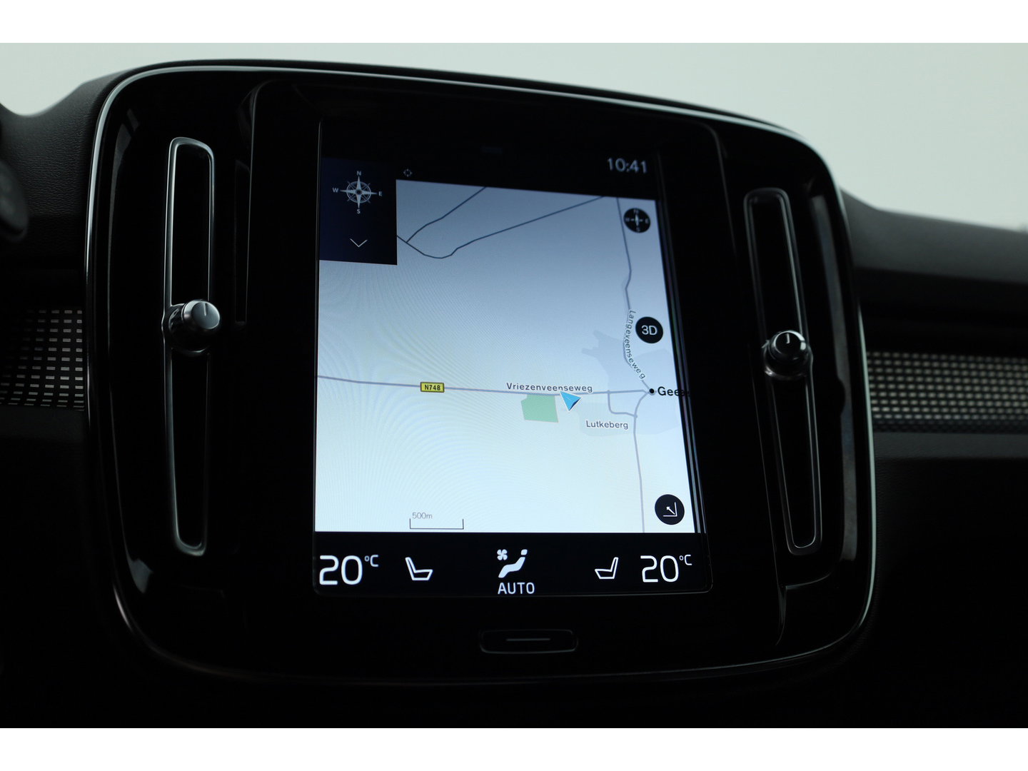 Volvo XC40 1.5 T4 Recharge R-Design Expression | Rijklaar! | Trekhaak | H&K Audio | Leder | Camera | Cruise | Stoel- Stuurverw. | Keyless | 19''