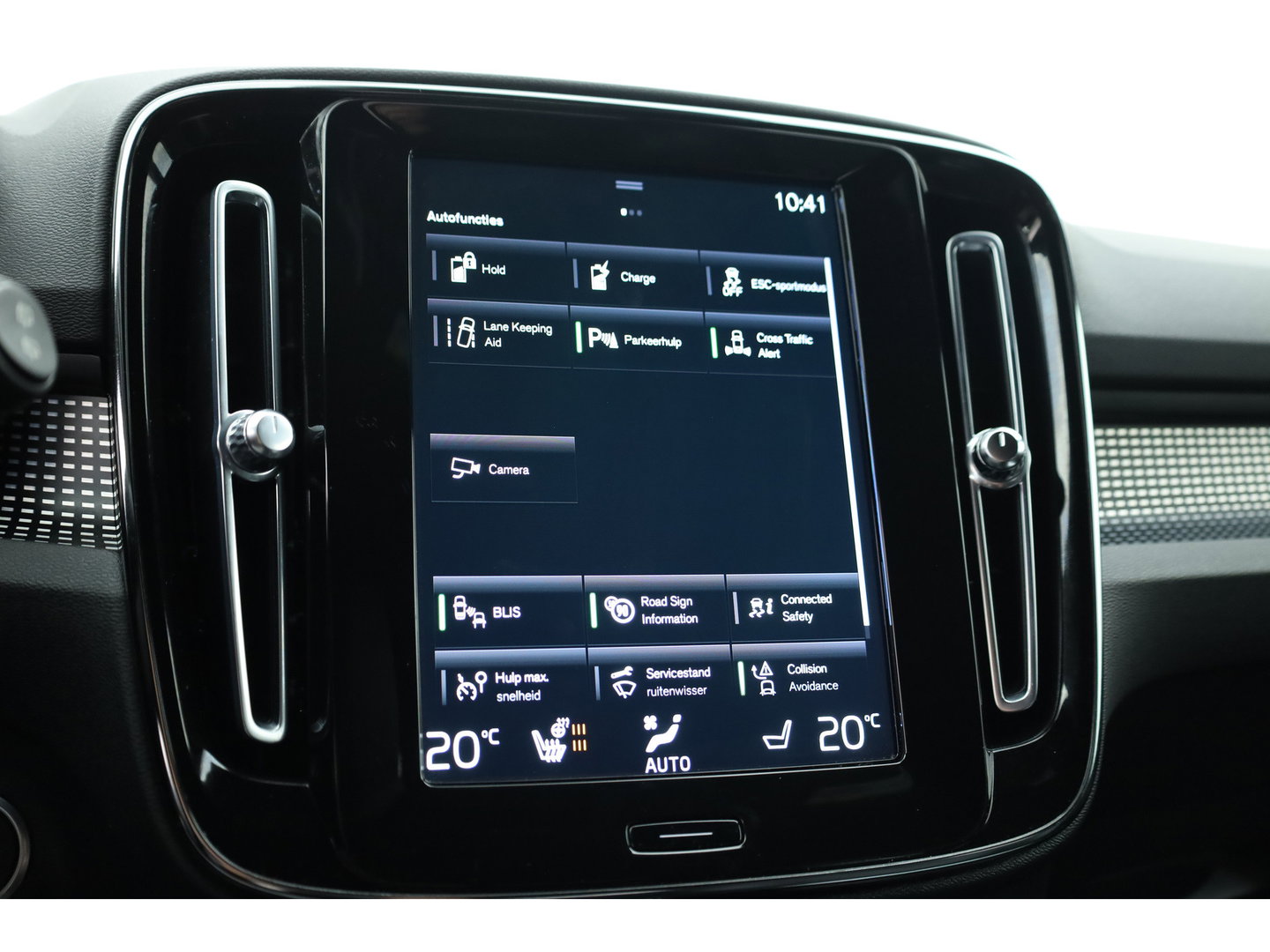 Volvo XC40 1.5 T4 Recharge R-Design Expression | Rijklaar! | Trekhaak | H&K Audio | Leder | Camera | Cruise | Stoel- Stuurverw. | Keyless | 19''