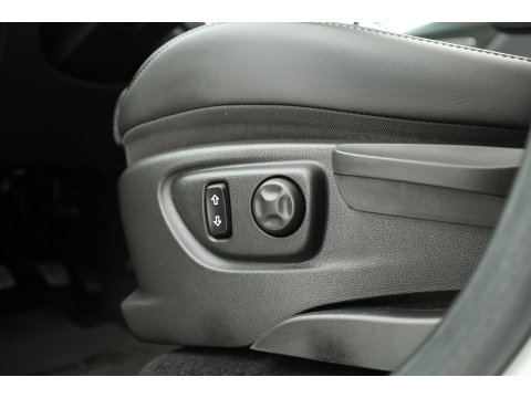 Opel Mokka 1.4 T Innovation | RIJKLAAR!! | Navi | All Season | Cruise | Trekhaak | Camera | Stoelverw. | DAB | Airco