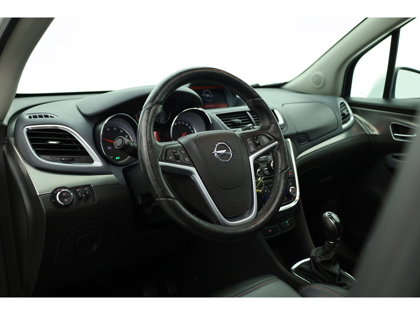 Opel Mokka 1.4 T Innovation | RIJKLAAR!! | Navi | All Season | Cruise | Trekhaak | Camera | Stoelverw. | DAB | Airco