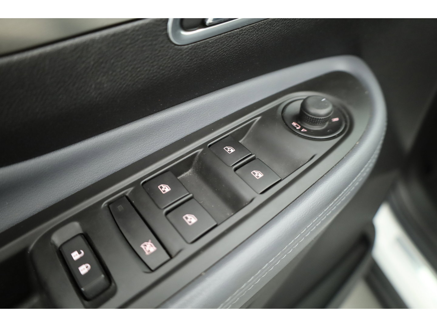 Opel Mokka 1.4 T Innovation | RIJKLAAR!! | Navi | All Season | Cruise | Trekhaak | Camera | Stoelverw. | DAB | Airco