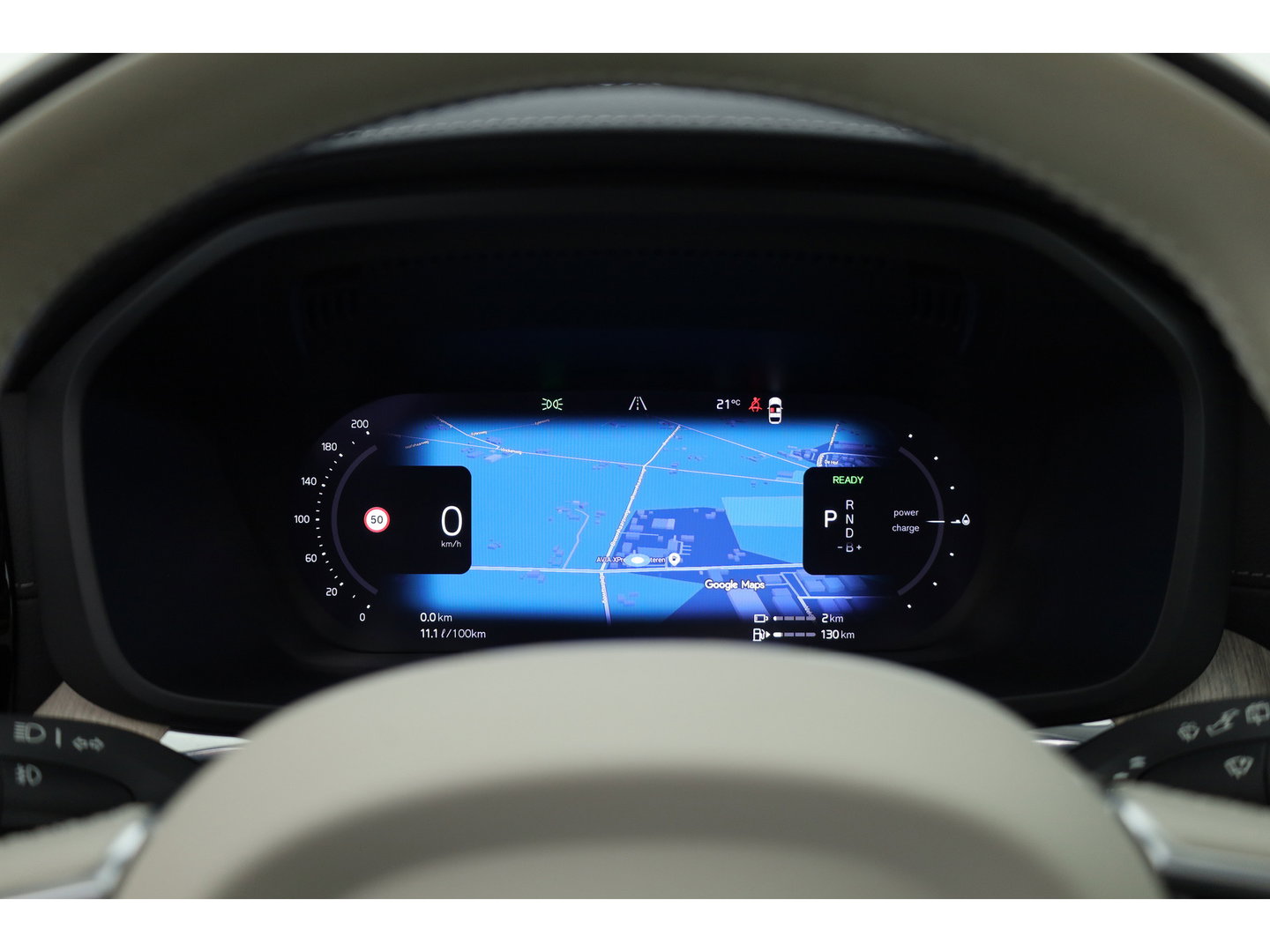 Volvo XC60 2.0 T8 Plug-in hybrid AWD Ultimate Dark | Luchtvering | Massage | Trekhaak | Head-up | Stoelvent. |