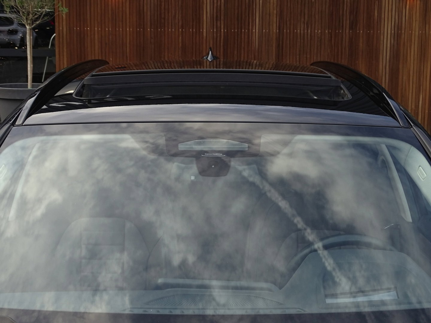 BMW 3 Serie Touring 330e xDr. 292PK / High Executive / ACC / Laser