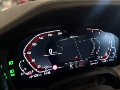 BMW 3 Serie Touring 330e xDr. 292PK / High Executive / ACC / Laser