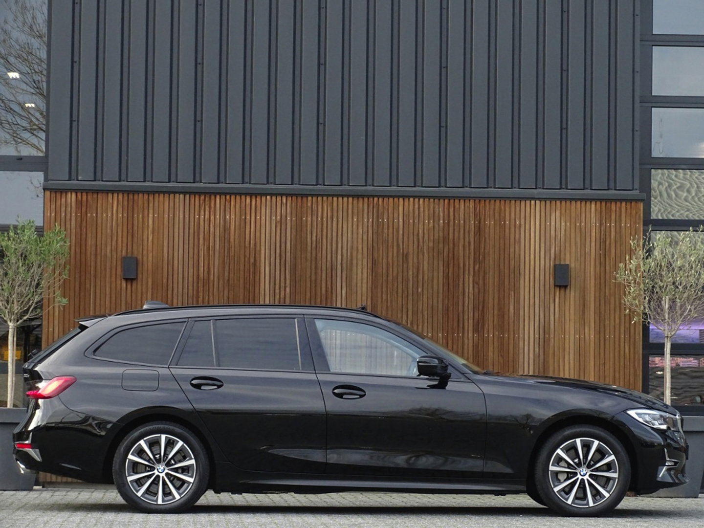 BMW 3 Serie Touring 330e xDr. 292PK / High Executive / ACC / Laser