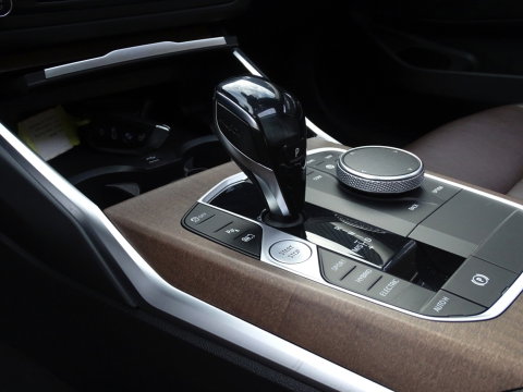 BMW 3 Serie Touring 330e xDr. 292PK / High Executive / ACC / Laser