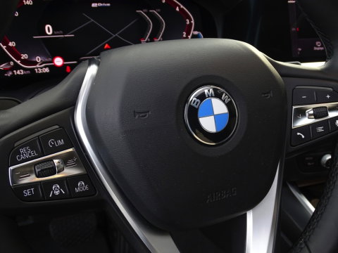 BMW 3 Serie Touring 330e xDr. 292PK / High Executive / ACC / Laser