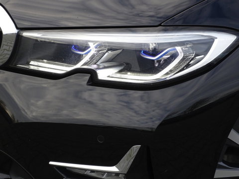 BMW 3 Serie Touring 330e xDr. 292PK / High Executive / ACC / Laser