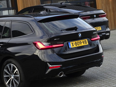 BMW 3 Serie Touring 330e xDr. 292PK / High Executive / ACC / Laser