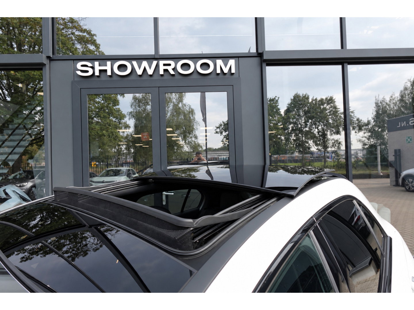 Mercedes-Benz A-Klasse 180 AMG Line PANO SFEER CAM