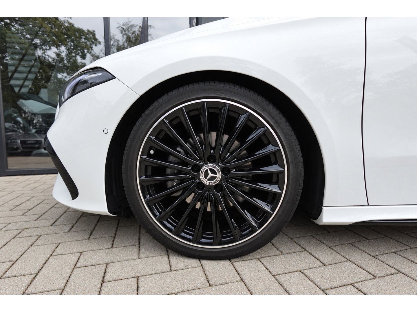 Mercedes-Benz A-Klasse 180 AMG Line PANO SFEER CAM