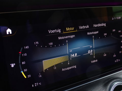Mercedes-Benz E-Klasse Estate 200 automaat / AMG pakket / Burmester / 360° camera / LED