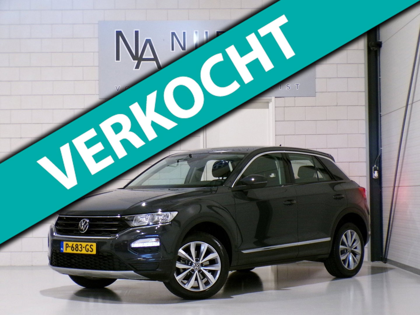 Volkswagen T-Roc 1.5 TSI Sport "1e eigenaar" Stoelverwarming Apple-Carplay Parkeersensoren Adaptive-cruise "1 jaar Bovag garantie"