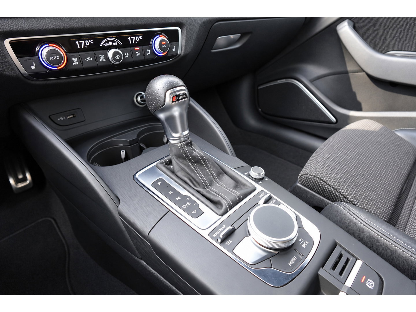 Audi A3 Sportback 35 TFSI CoD Pro S- Line B&O CAM CRUISE