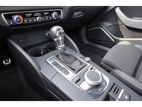 Audi A3 Sportback 35 TFSI CoD Pro S- Line B&O CAM CRUISE