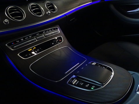 Mercedes-Benz E-Klasse Estate 200 automaat / AMG pakket / Burmester / 360° camera / LED