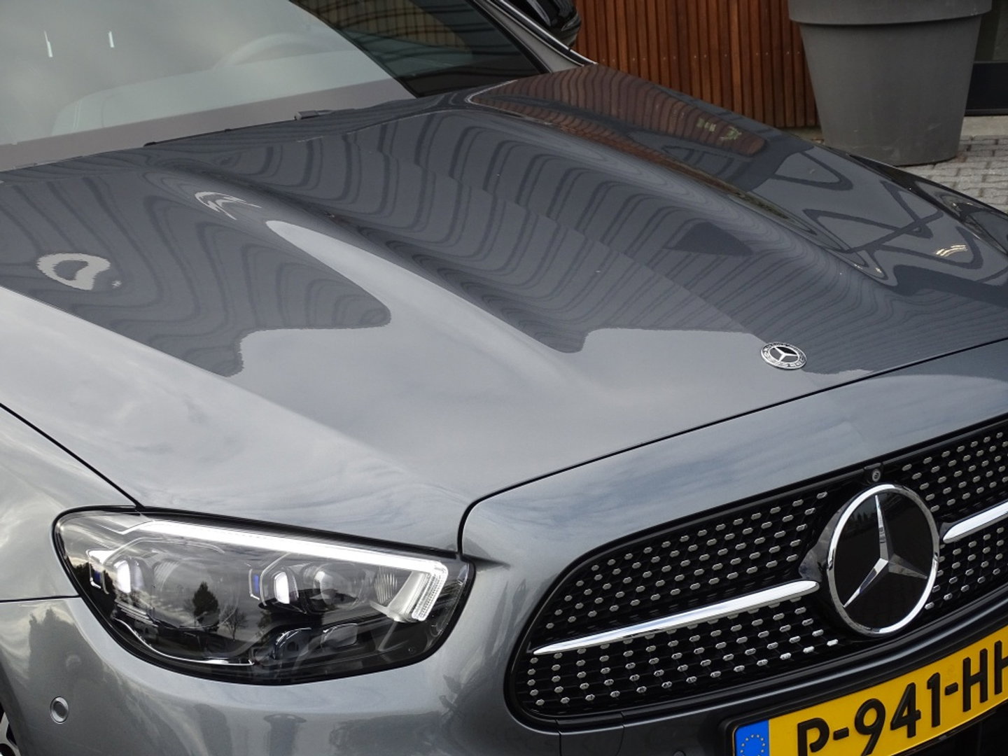 Mercedes-Benz E-Klasse Estate 200 automaat / AMG pakket / Burmester / 360° camera / LED