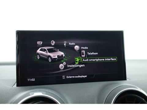 Audi Q2 30 TFSI Business Line | RIJKLAAR!! | Adapt. Cruise | Navi By App | CarPlay | Cruise | Stoelverw. | Camera | Airco