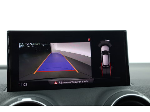 Audi Q2 30 TFSI Business Line | RIJKLAAR!! | Adapt. Cruise | Navi By App | CarPlay | Cruise | Stoelverw. | Camera | Airco