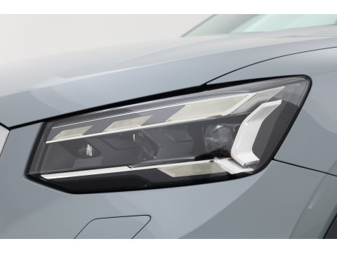 Audi Q2 30 TFSI Business Line | RIJKLAAR!! | Adapt. Cruise | Navi By App | CarPlay | Cruise | Stoelverw. | Camera | Airco