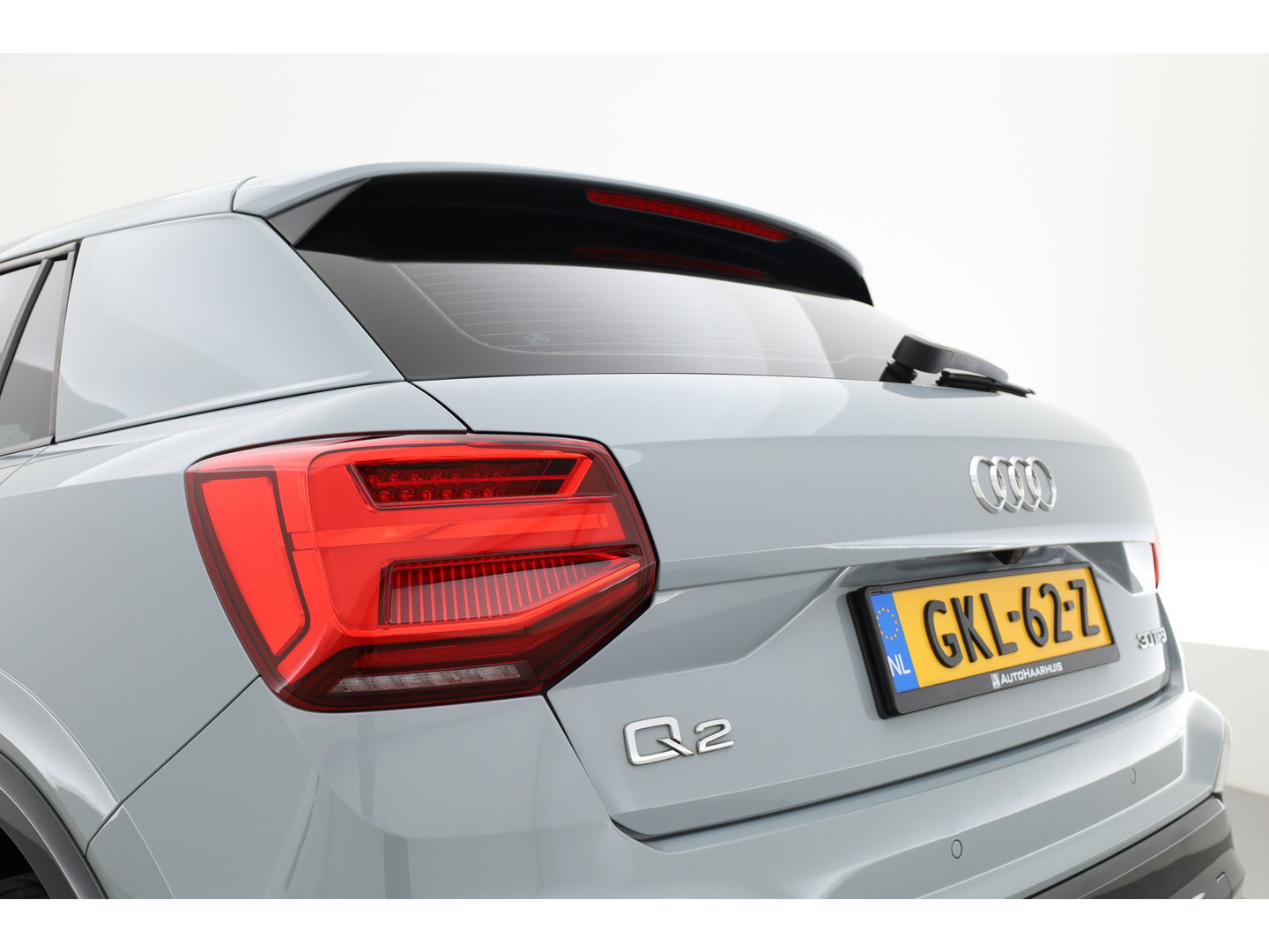 Audi Q2 30 TFSI Business Line | RIJKLAAR!! | Adapt. Cruise | Navi By App | CarPlay | Cruise | Stoelverw. | Camera | Airco