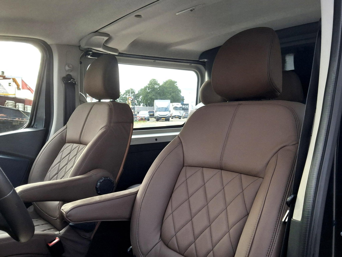 Opel Vivaro 1.6 CDTI L2H1 DC 125PK | LEDER | 5P | CRUISE | AIRCO | RUIME BUS