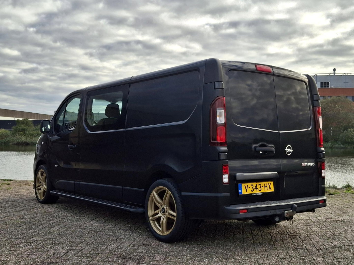 Opel Vivaro 1.6 CDTI L2H1 DC 125PK | LEDER | 5P | CRUISE | AIRCO | RUIME BUS