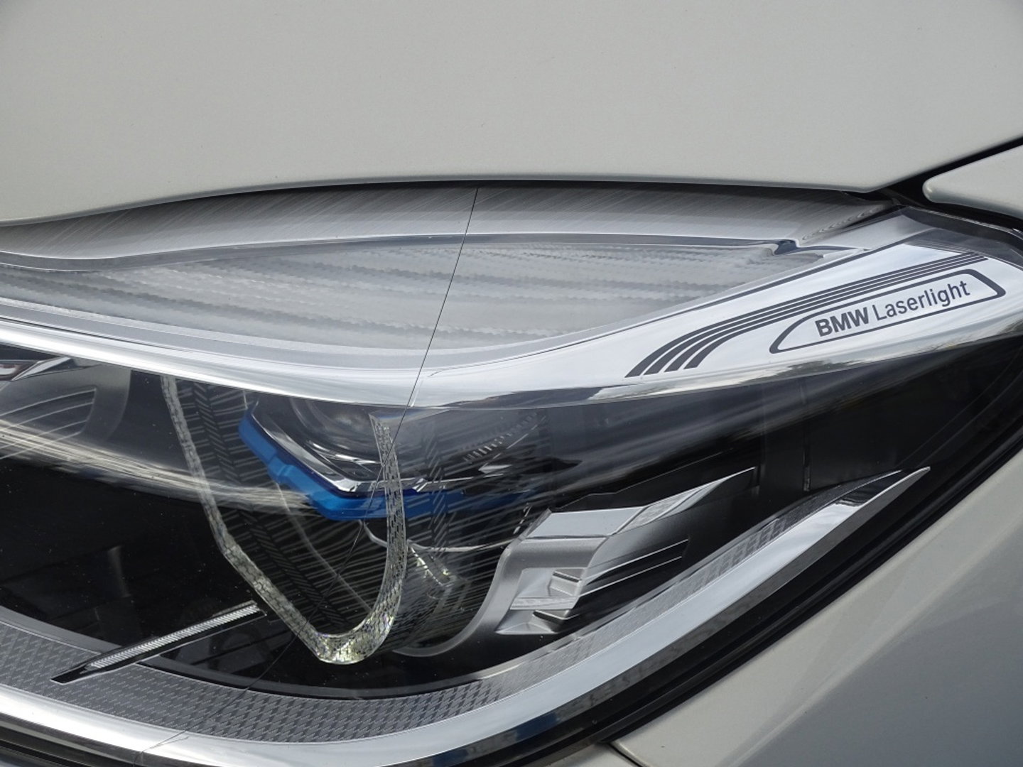 BMW 7 Serie 740e Lang 326PK / VIP / Bowers & Wilkins / Skylounge / *NAP*