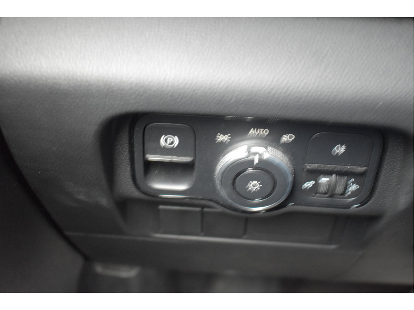 Mercedes-Benz Citan 113 L1 Pro | AUTOMAAT |BETIMMERING | NAVIGATIEPAKKET | PARKEERPAKKET| ZELF NIEUW GELEVERD ,BOEKJES,NAP EN ONDERHOUDSHISTORIE