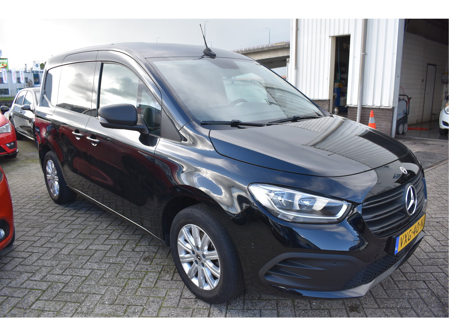 Mercedes-Benz Citan 113 L1 Pro | AUTOMAAT |BETIMMERING | NAVIGATIEPAKKET | PARKEERPAKKET| ZELF NIEUW GELEVERD ,BOEKJES,NAP EN ONDERHOUDSHISTORIE