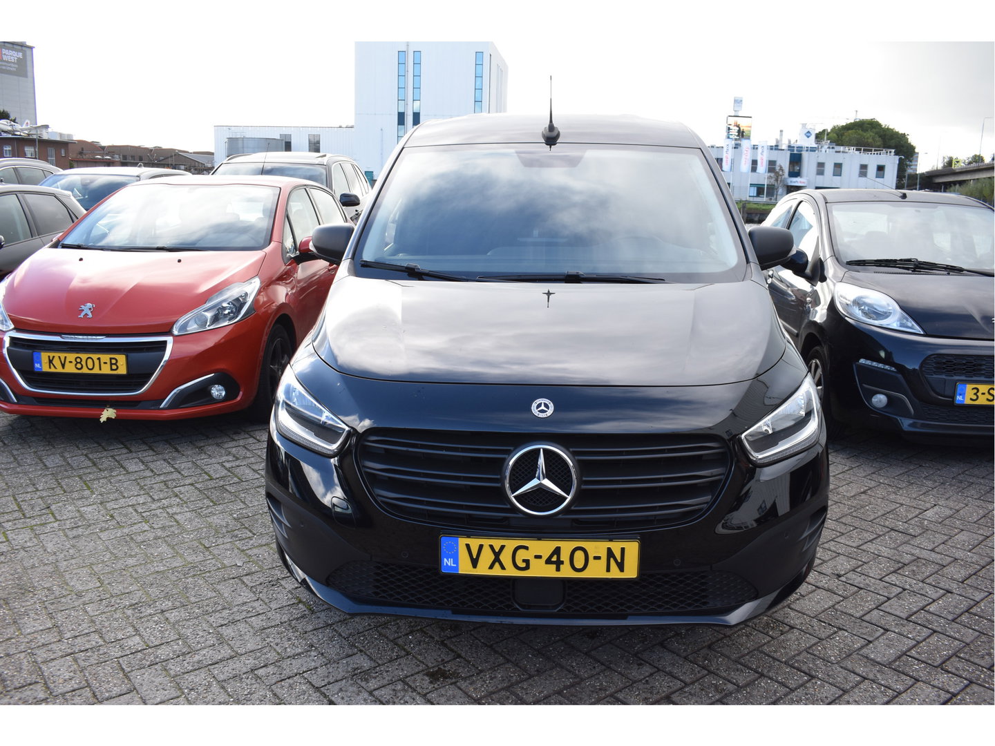 Mercedes-Benz Citan 113 L1 Pro | AUTOMAAT |BETIMMERING | NAVIGATIEPAKKET | PARKEERPAKKET| ZELF NIEUW GELEVERD ,BOEKJES,NAP EN ONDERHOUDSHISTORIE